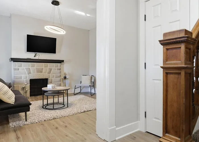 Holiday home Stylish Mt. Washington With Private Deck And Easy Access To Downtown And Stadiums