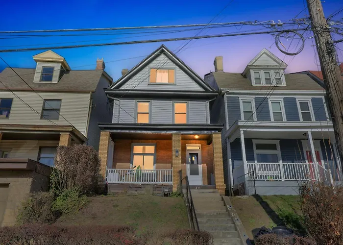 Holiday home Stylish Mt. Washington With Private Deck And Easy Access To Downtown And Stadiums