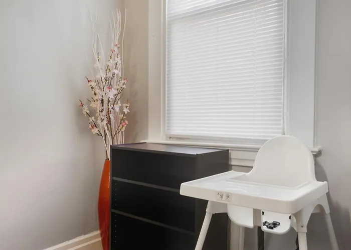 Stylish Mt. Washington With Private Deck And Easy Access To Downtown And Stadiums *
